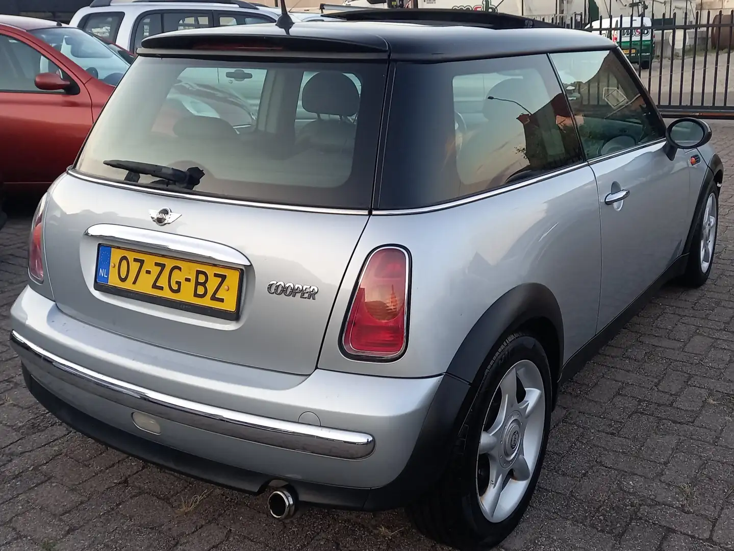 MINI Cooper Cooper 1.6 Cooper Pepper Argintiu - 2