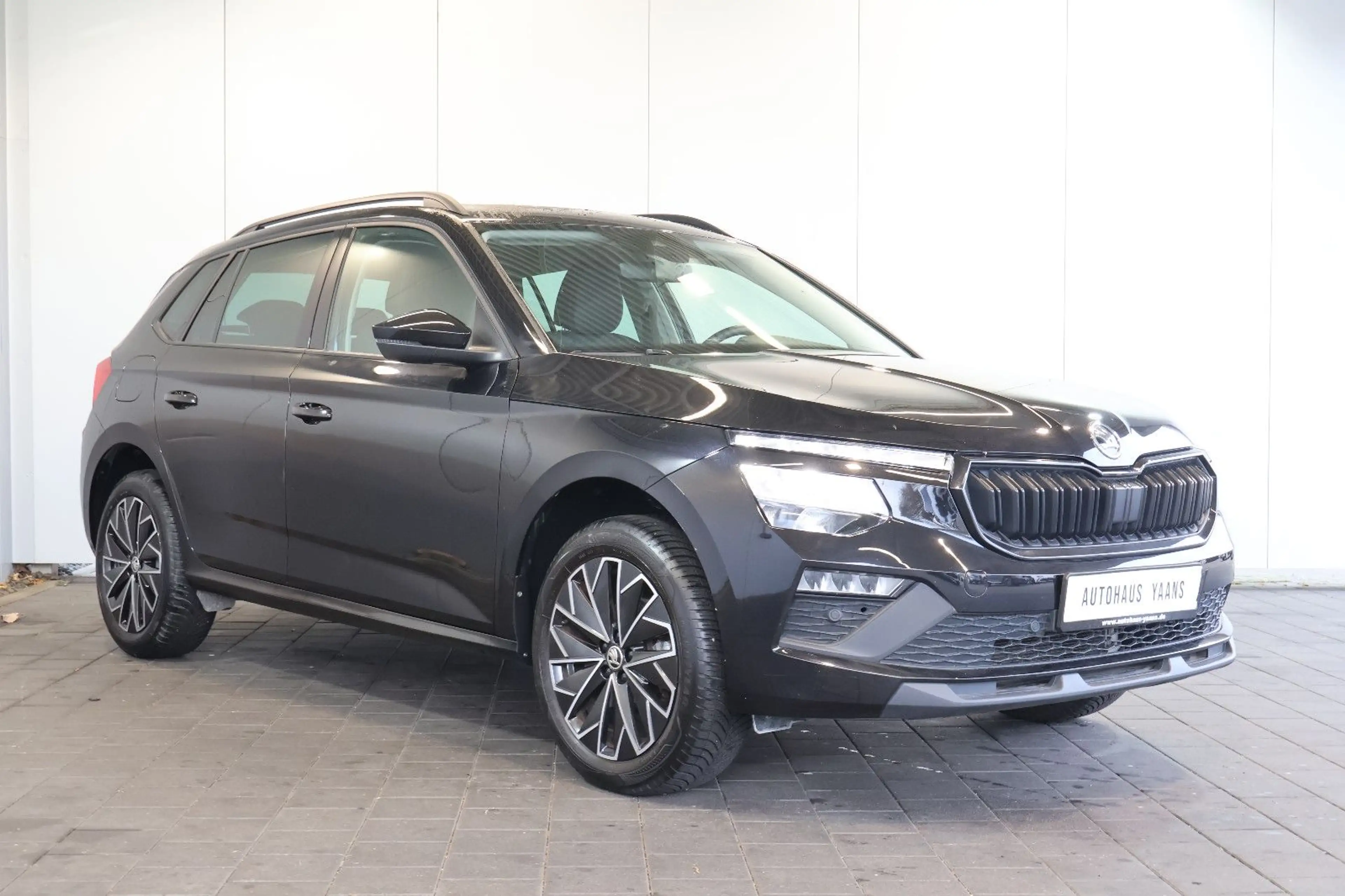 Skoda Kamiq 1.0 TSI Selection AID+KEY+KAM+LED+CARPLAY — photo 3