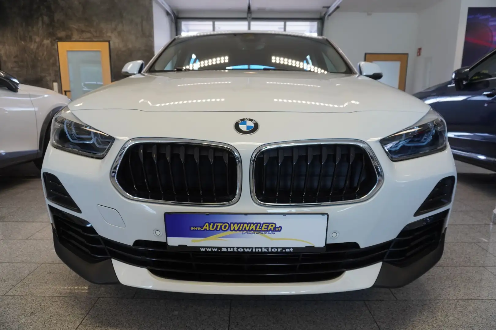 BMW X2 sDrive 16d Aut. LED/Navi Weiß - 2