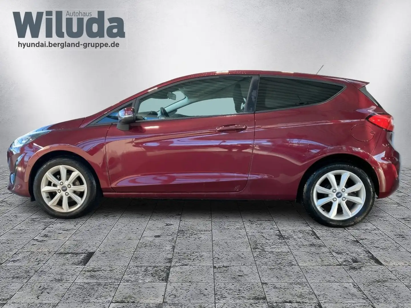 Ford Fiesta Cool & Connect 1,0 l EcoBoost 100 PS Rot - 2