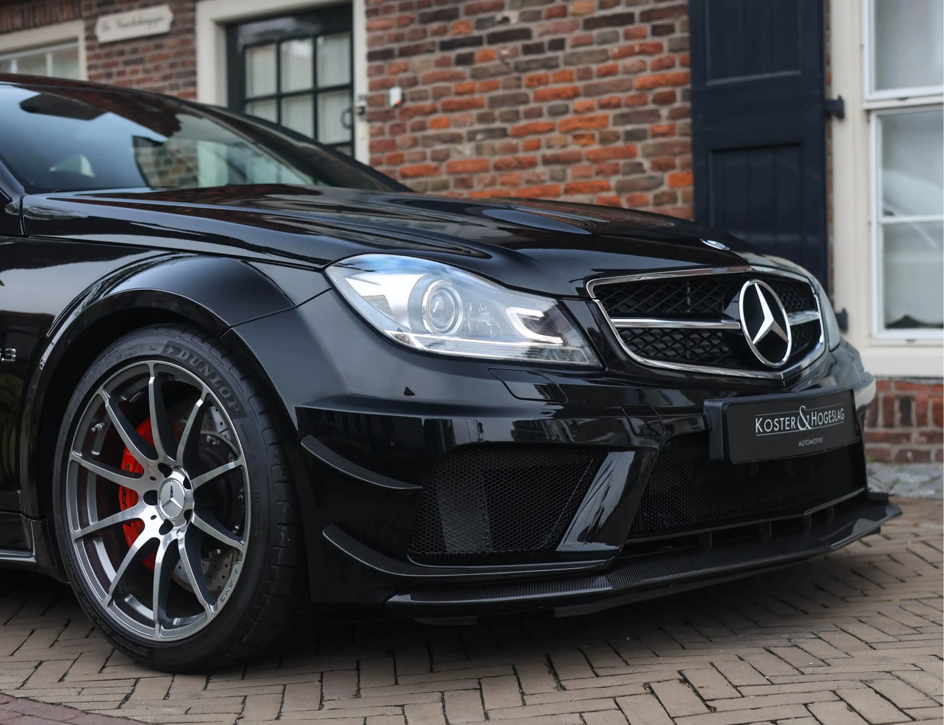 Mercedes-Benz C 63 AMG Coupé Black Series — photo 28