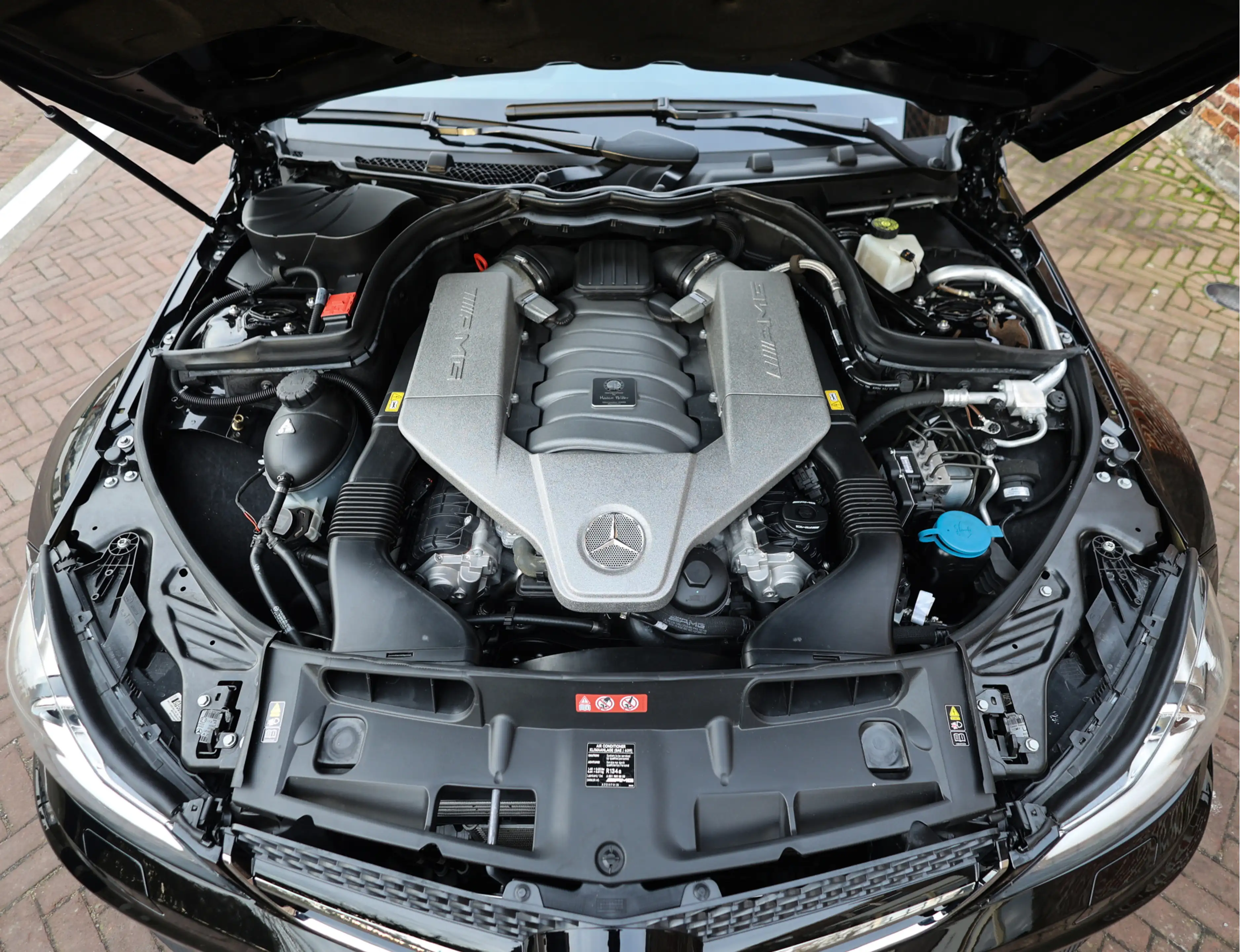 Mercedes-Benz C 63 AMG Coupé Black Series — photo 16