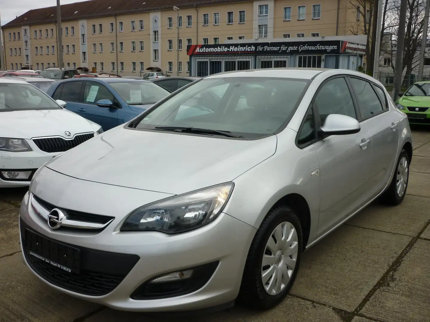 Opel Astra 1.6 Edition Scheckheftgepflegt....! PDC...! Gris - 1