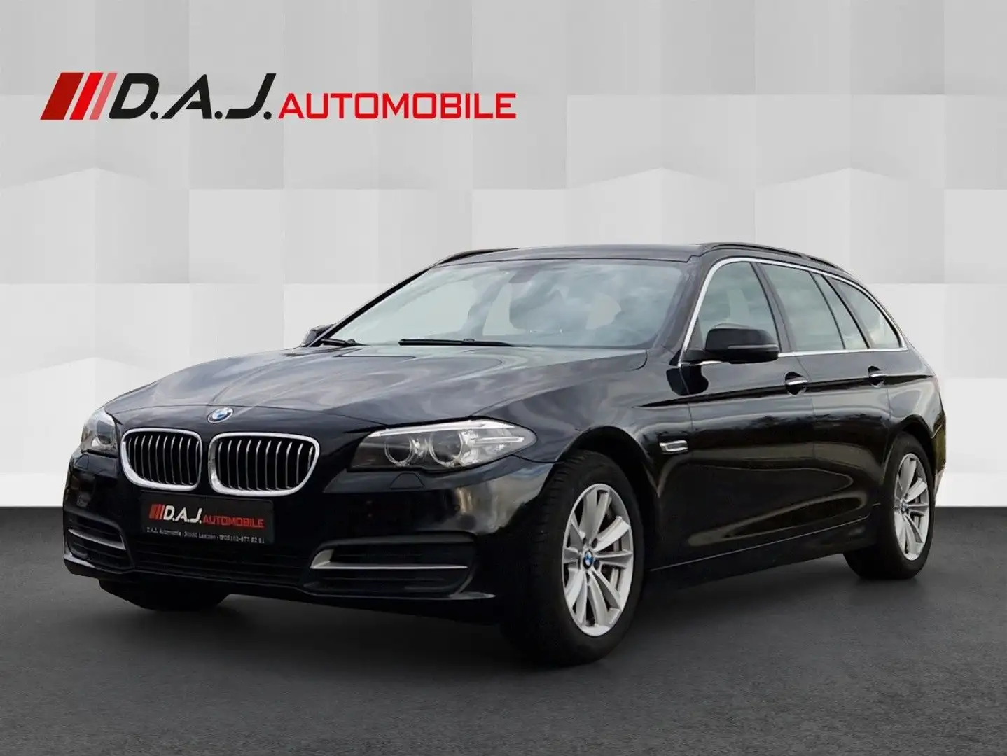 BMW 530 d Aut. Touring / Bi-Xenon NAV SHZ PDC BT Negro - 1
