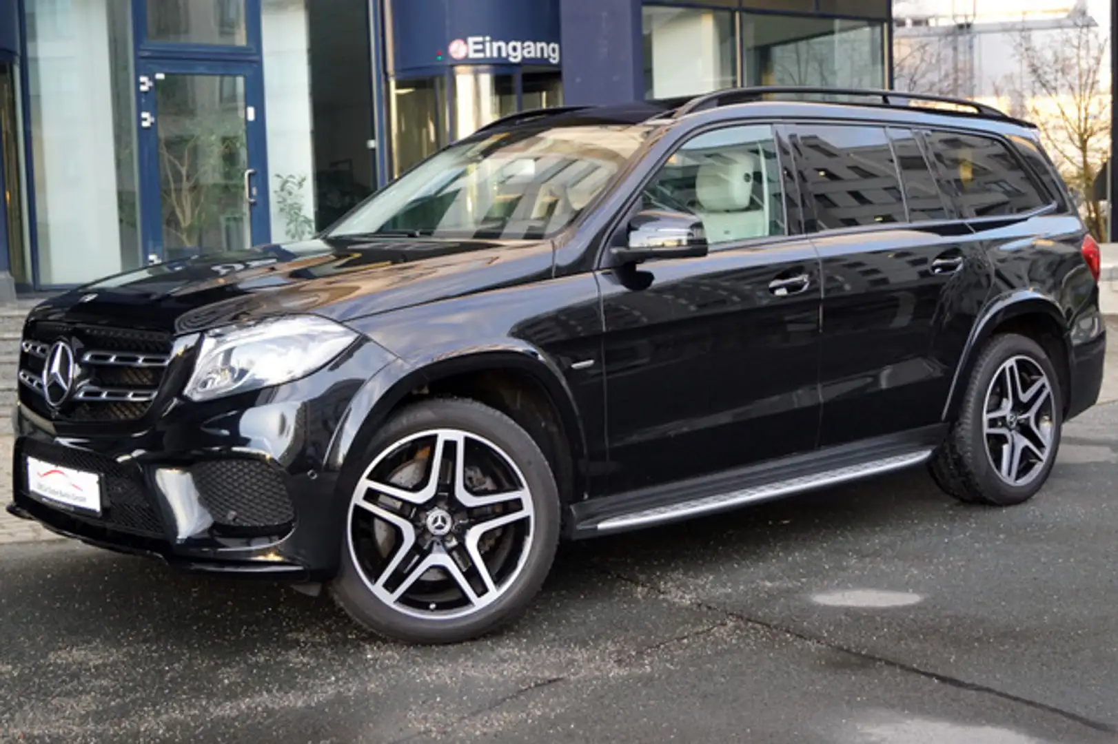 Mercedes-Benz GLS 400 4Matic Grand Edition Designo AMG Line 21 Zwart - 2