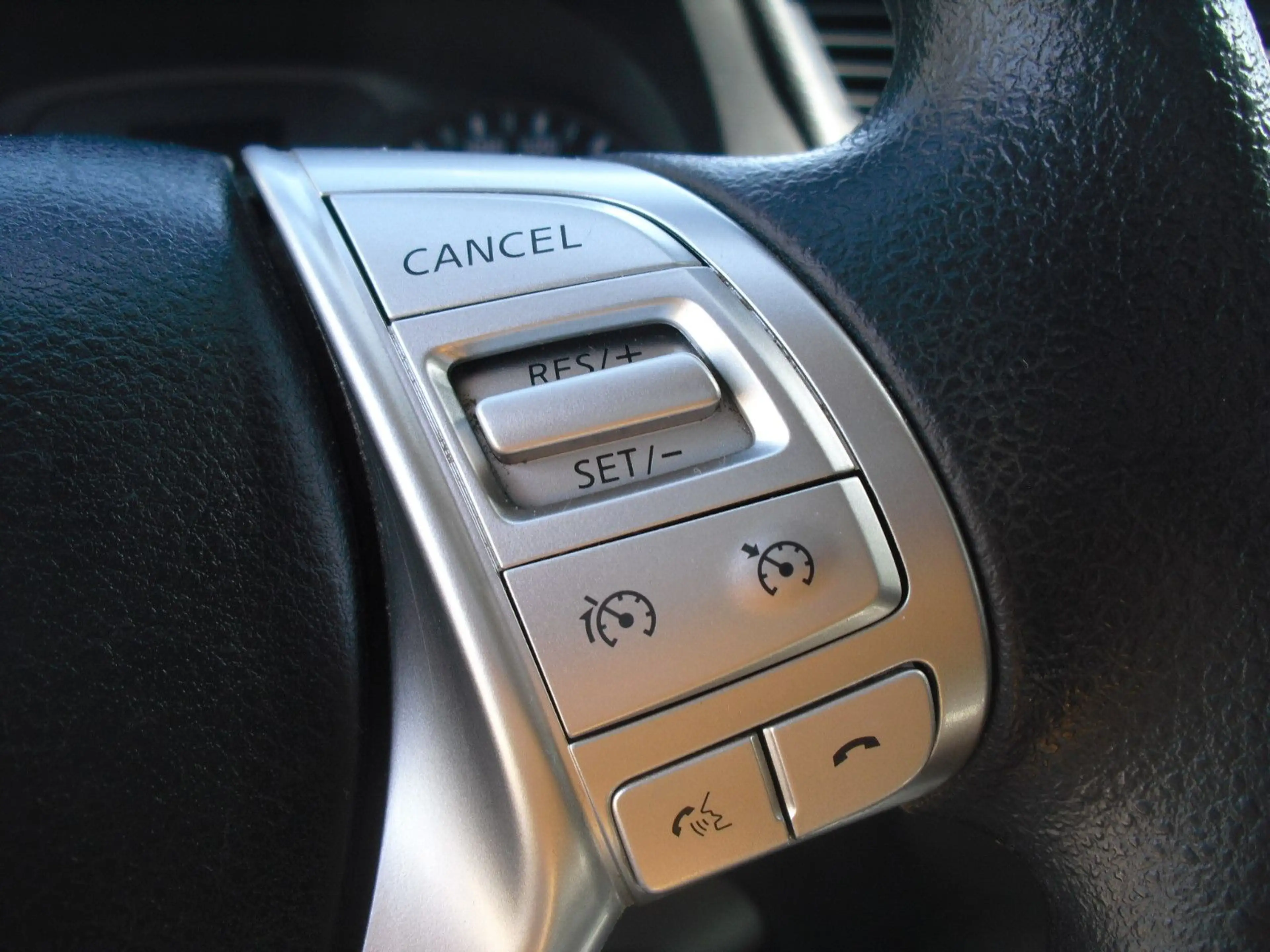 Nissan Navara NP300  King Cab 4x4*1Besitz*AHK — photo 18