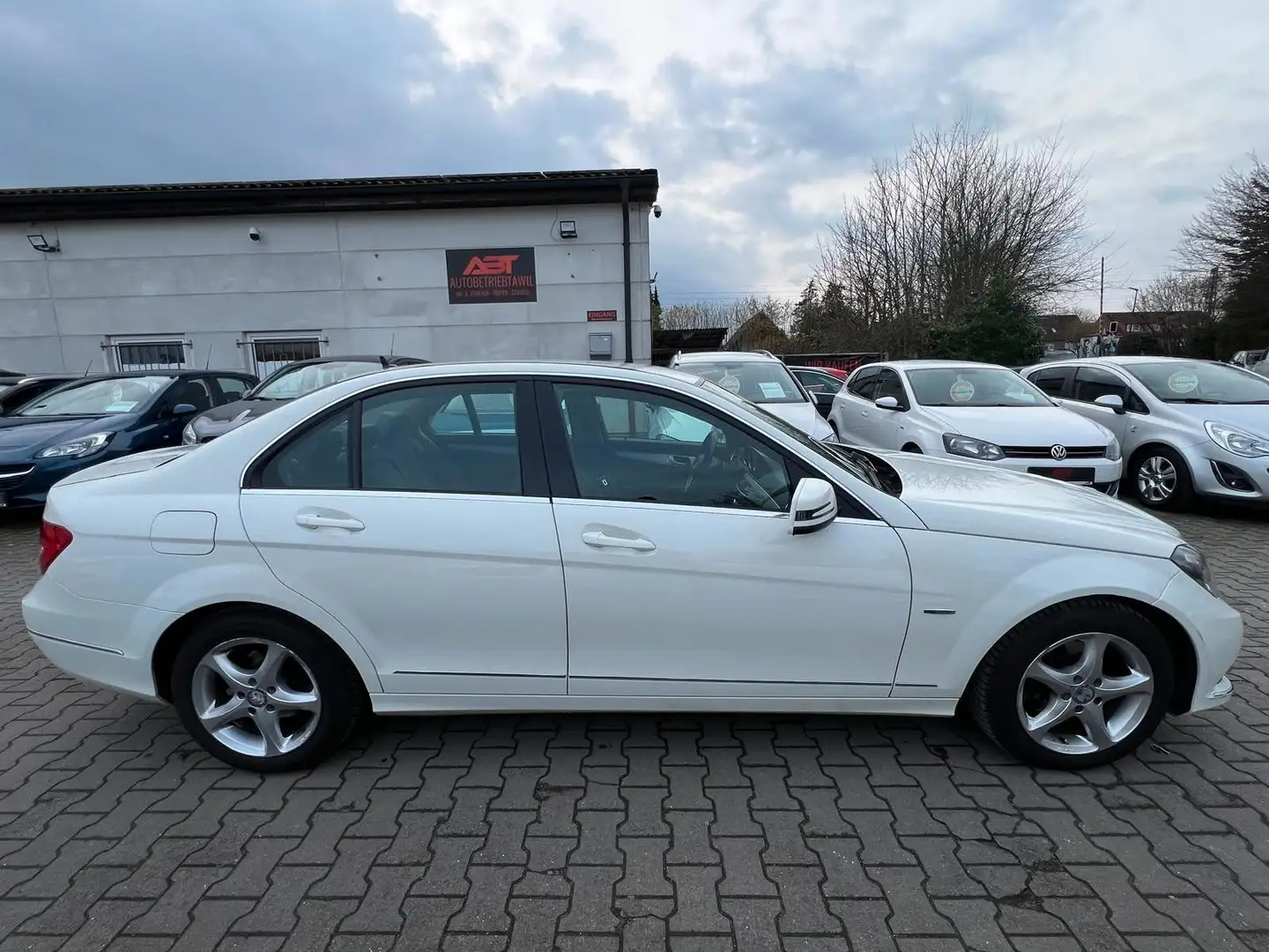Mercedes-Benz C 180 Avantgarde,Klima,Navi,PDC,AHK,Garantie Blanc - 2