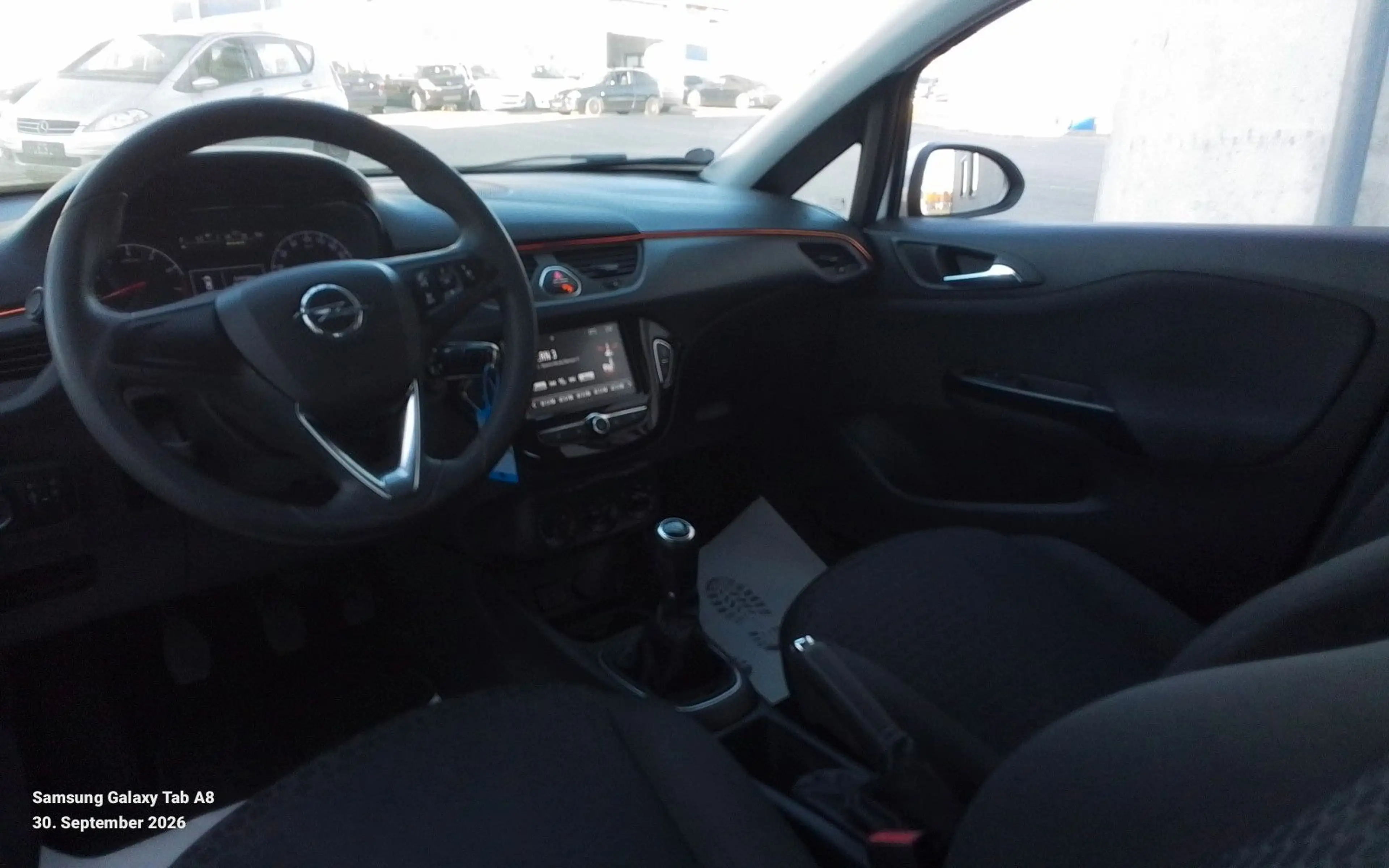 Opel Corsa E Edition — photo 9