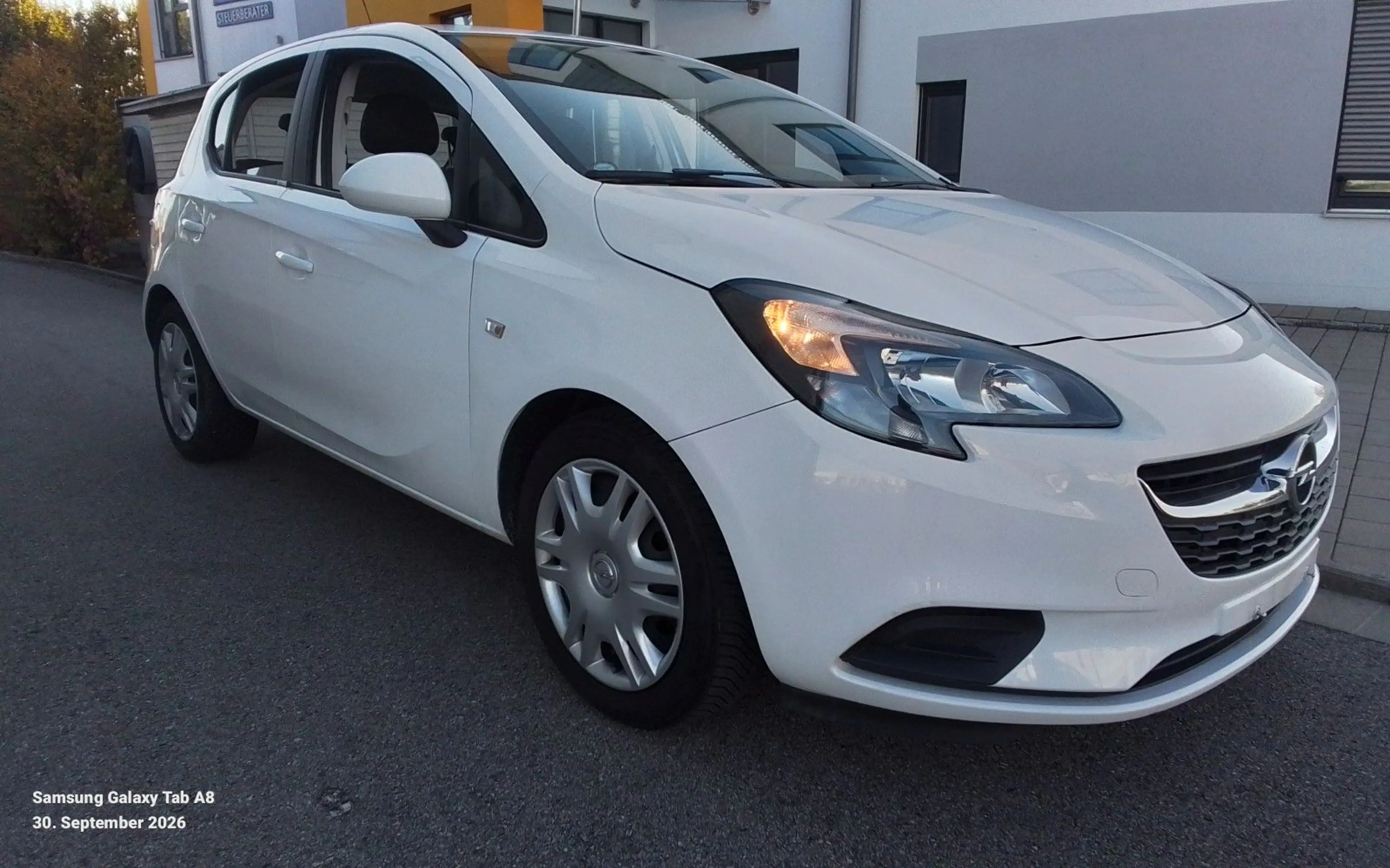 Opel Corsa E Edition — photo 4