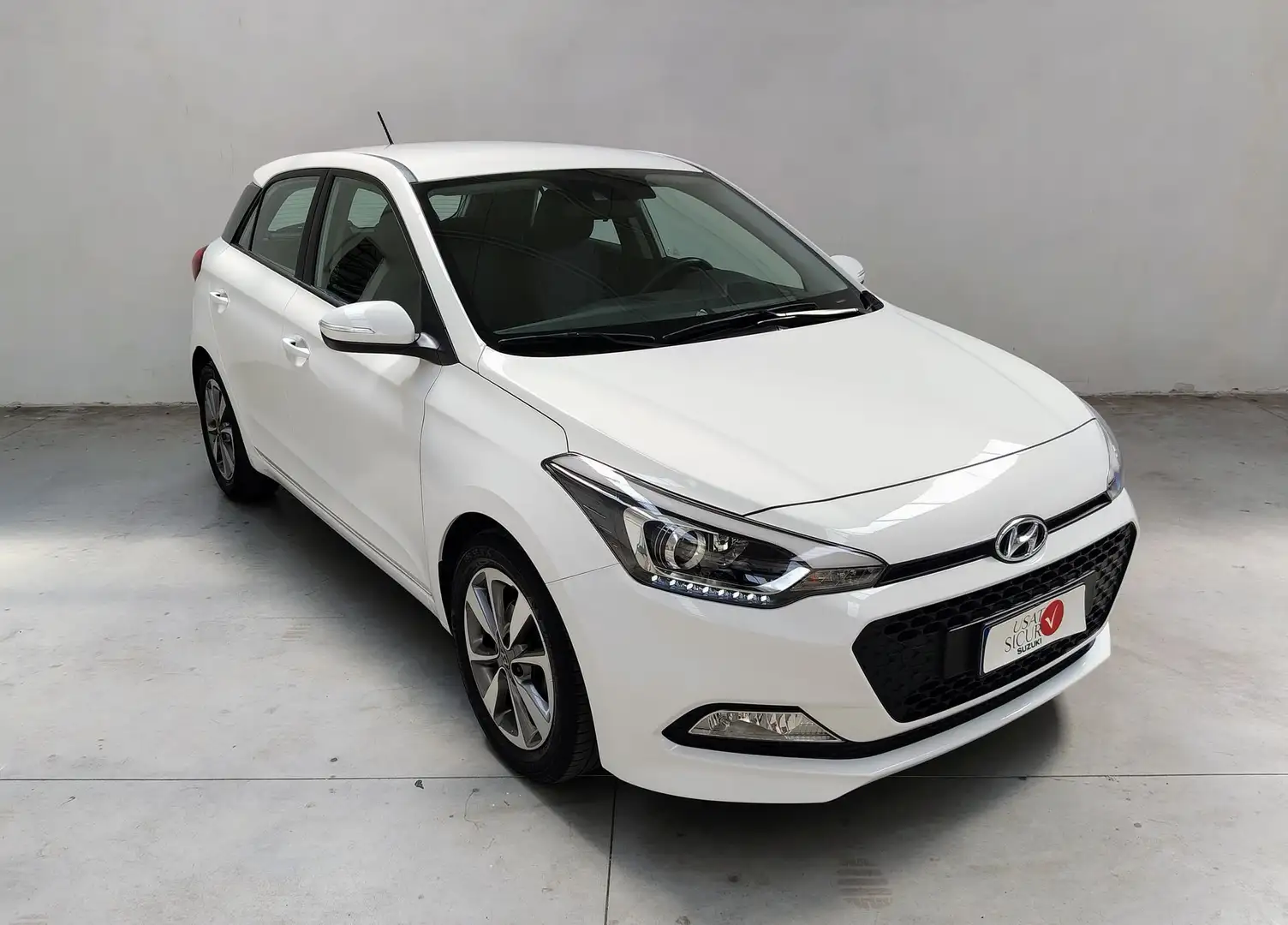 Hyundai i20 1.2 84 CV 5 porte Econext Comfort Blanc - 1