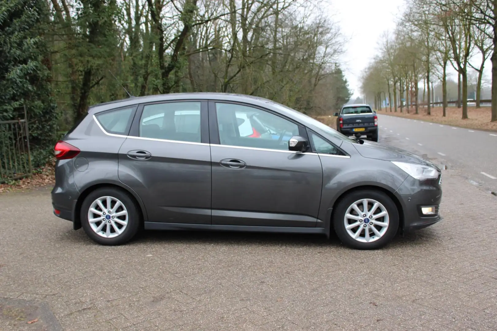Ford C-Max 1.5 Titanium, Clima,Cruise, Navi, Trekhaak, Pdc Grau - 2