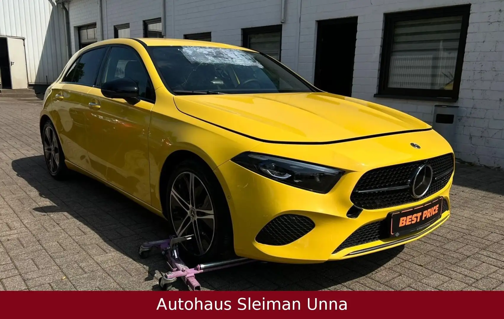 Mercedes-Benz A 200 A -Klasse A 200/Automatik/LED/MBUX/WASSERSCHADEN Gelb - 1
