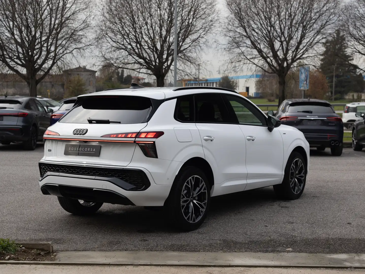 Audi Q3 1.5e-hybrid 272CV S line IN SEDE - NUOVO MODELLO Weiß - 2