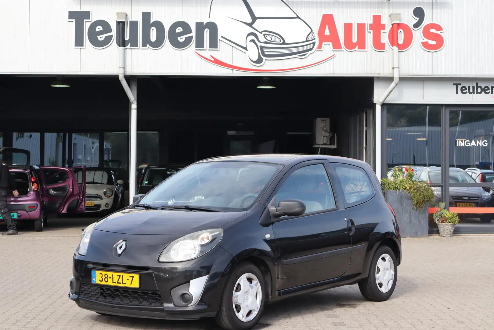 Renault Twingo 1.2-16V Authentique Airco, Radio cd speler, Elektr Zwart - 1