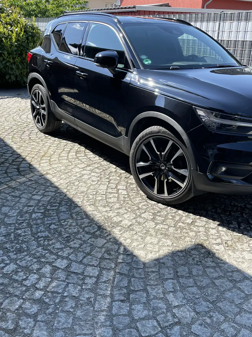 Volvo XC40 T5 AWD Geartronic R-Design Schwarz - 2