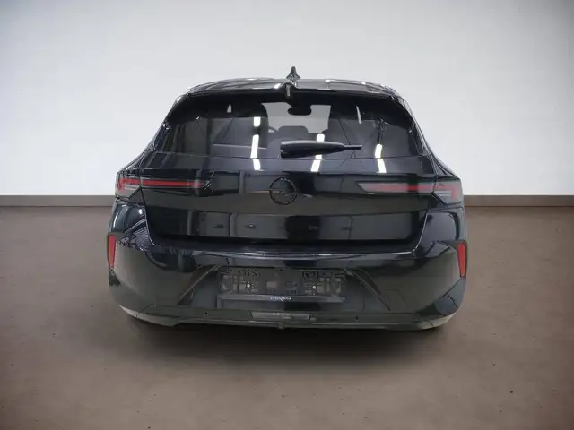 Opel Astra view 7