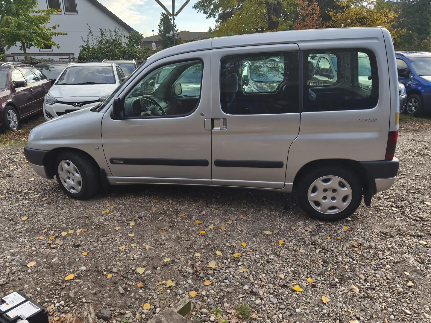 Citroen Berlingo Berlingo Pkw Multispace HDi 2.0 Chrono Silber - 2