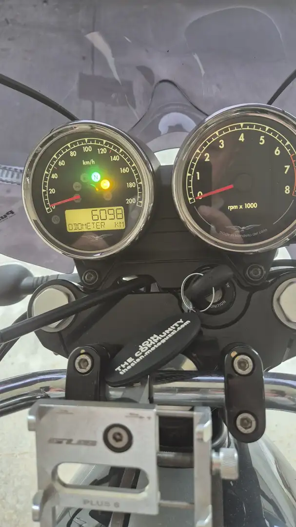Moto Guzzi V 75 special Black - 1