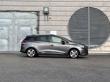 Limited / Klima / Benzin / 100tkm / Bluetooth