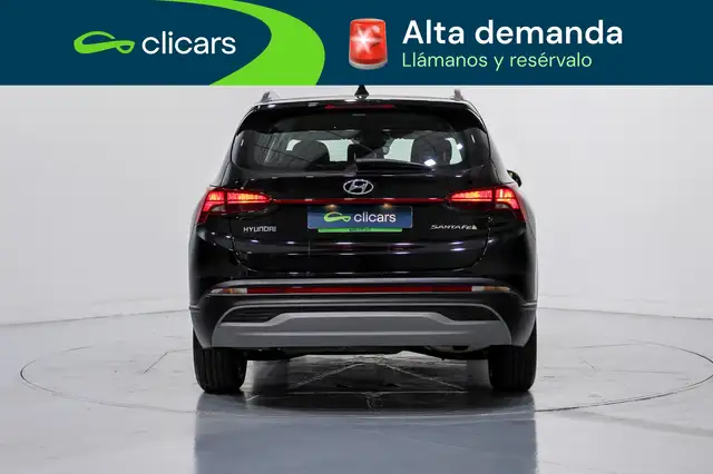 Hyundai Santa FE view 4