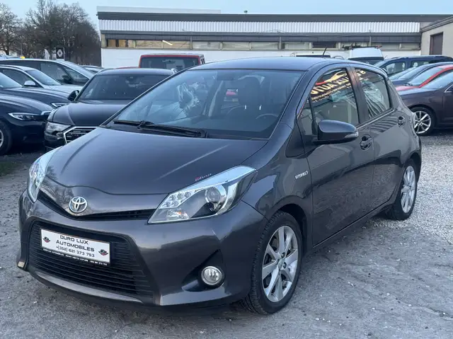 Toyota Yaris Hybrid 1.5 VVT-i Life 1-prop Automatique