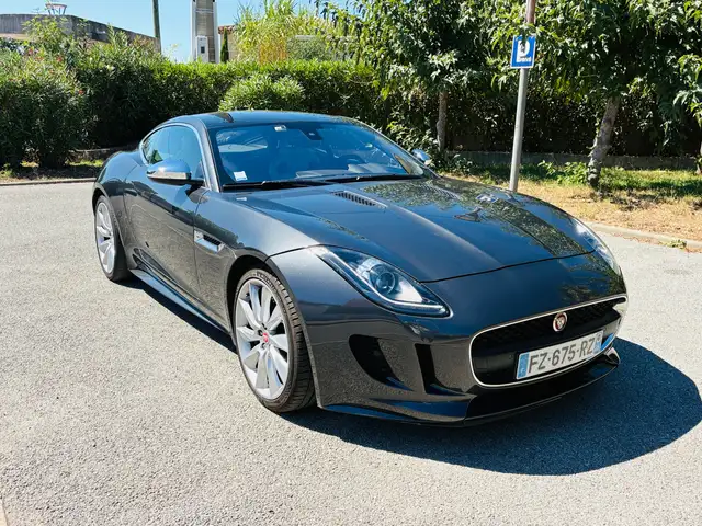 Jaguar F-Type (2) COUPE 3.0 V6 340 CH R-DYNAMIC AUTO