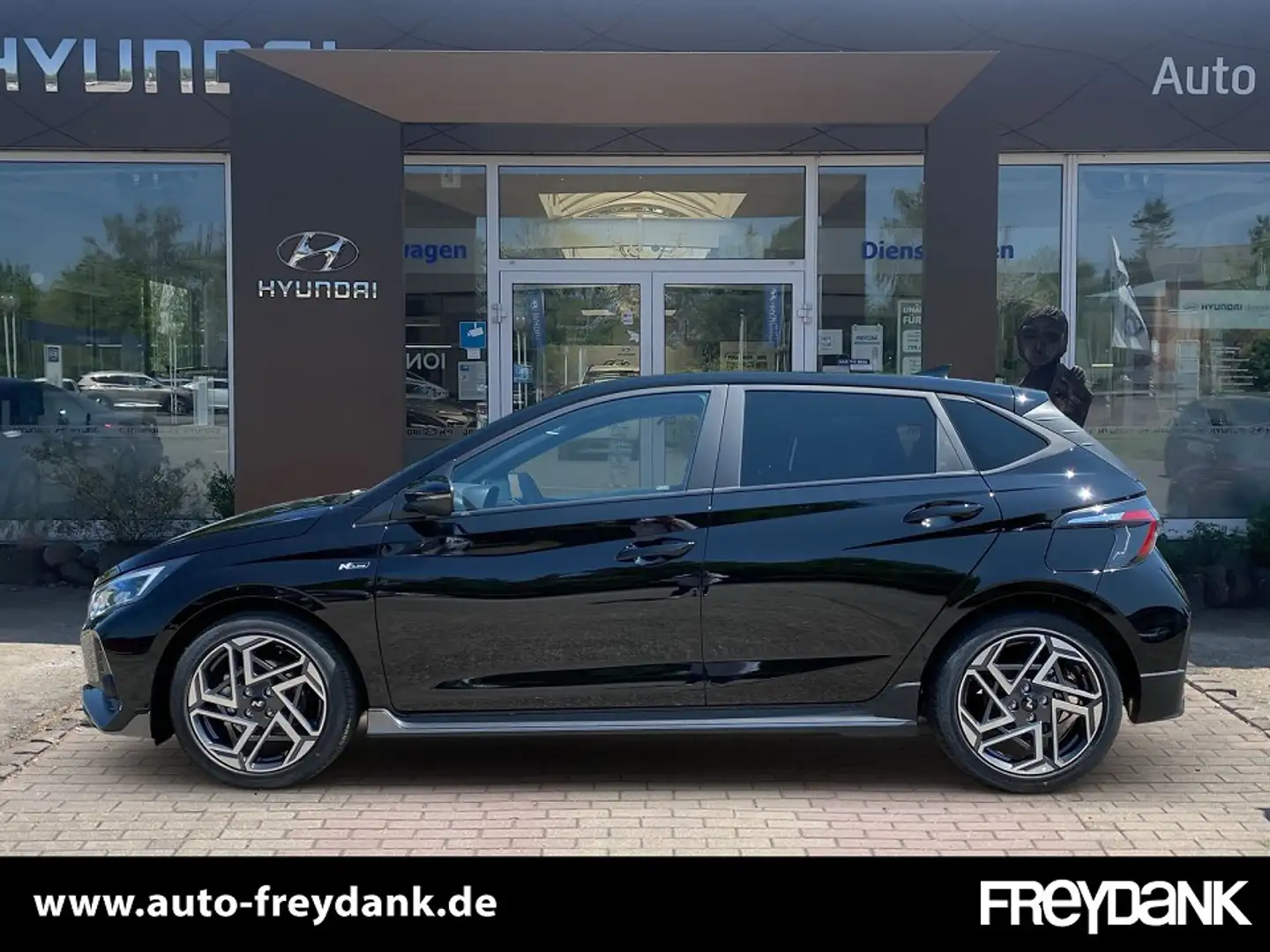 Hyundai i20 FL (MY25) 1.0 T-GDI (100 PS) 6-MT 2WD N Line Schwarz - 2
