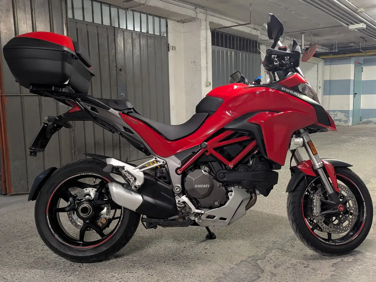 Ducati Multistrada 1200 Roşu - 1