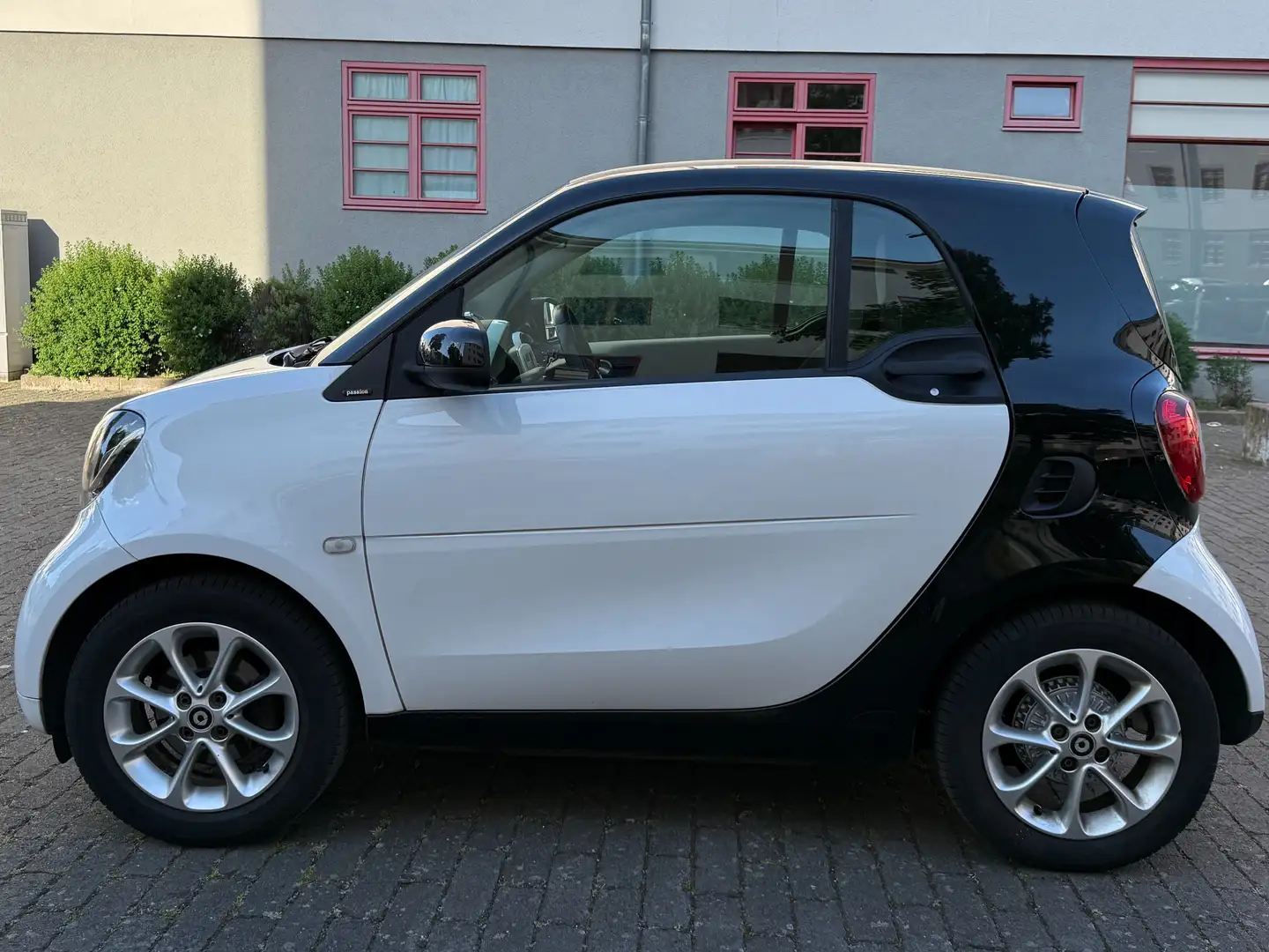 smart forTwo Automatik, Navi, Sitzheiz, Parktronik Bianco - 2