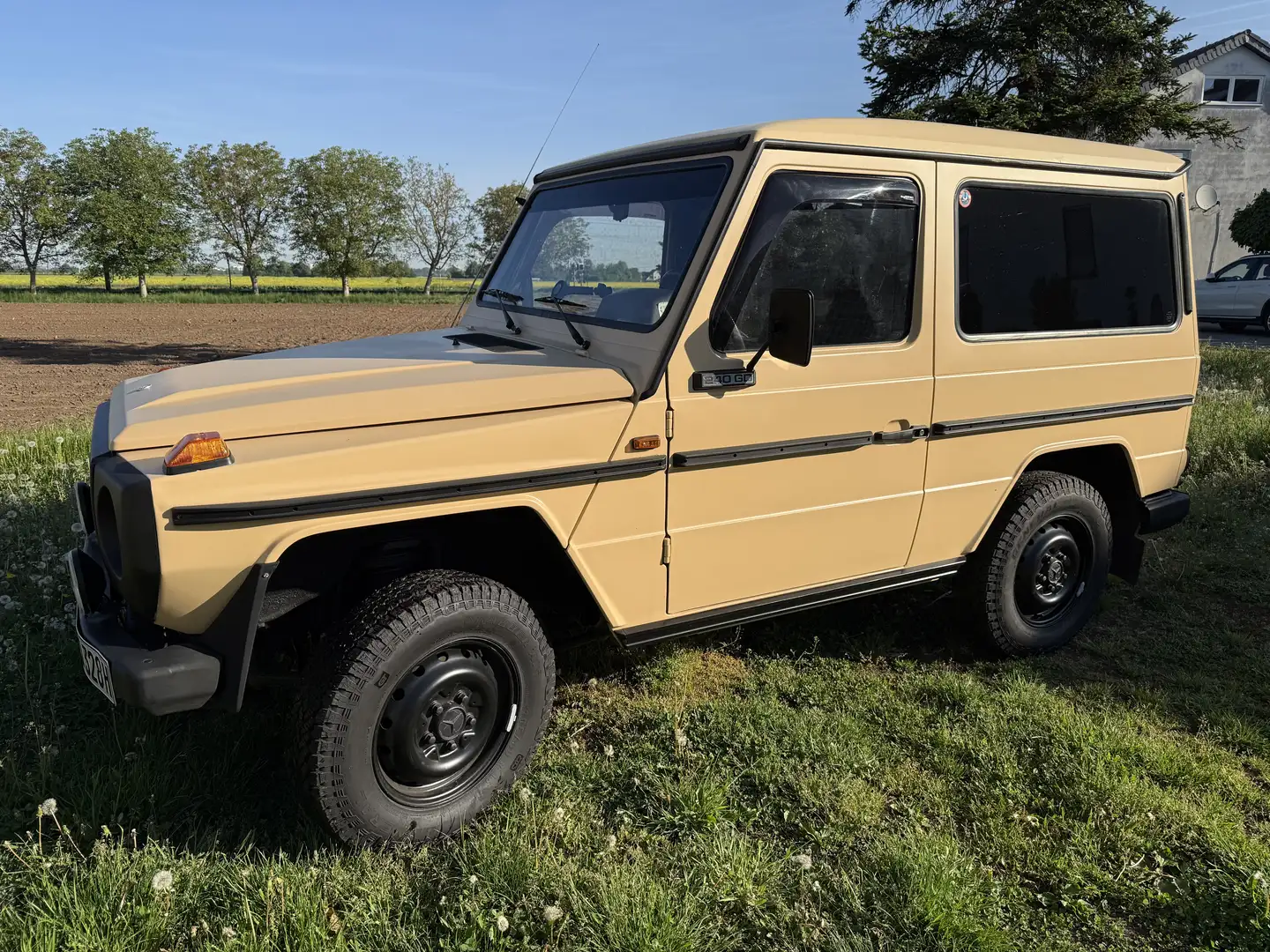 Mercedes-Benz G 240 GD - 1
