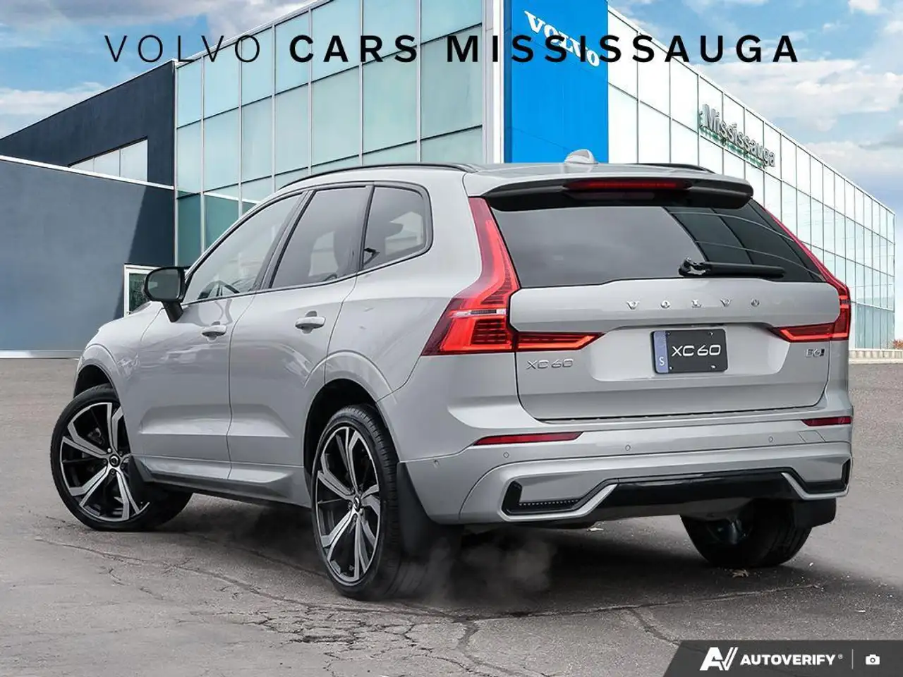 Volvo XC60 снимка Volvo XC60