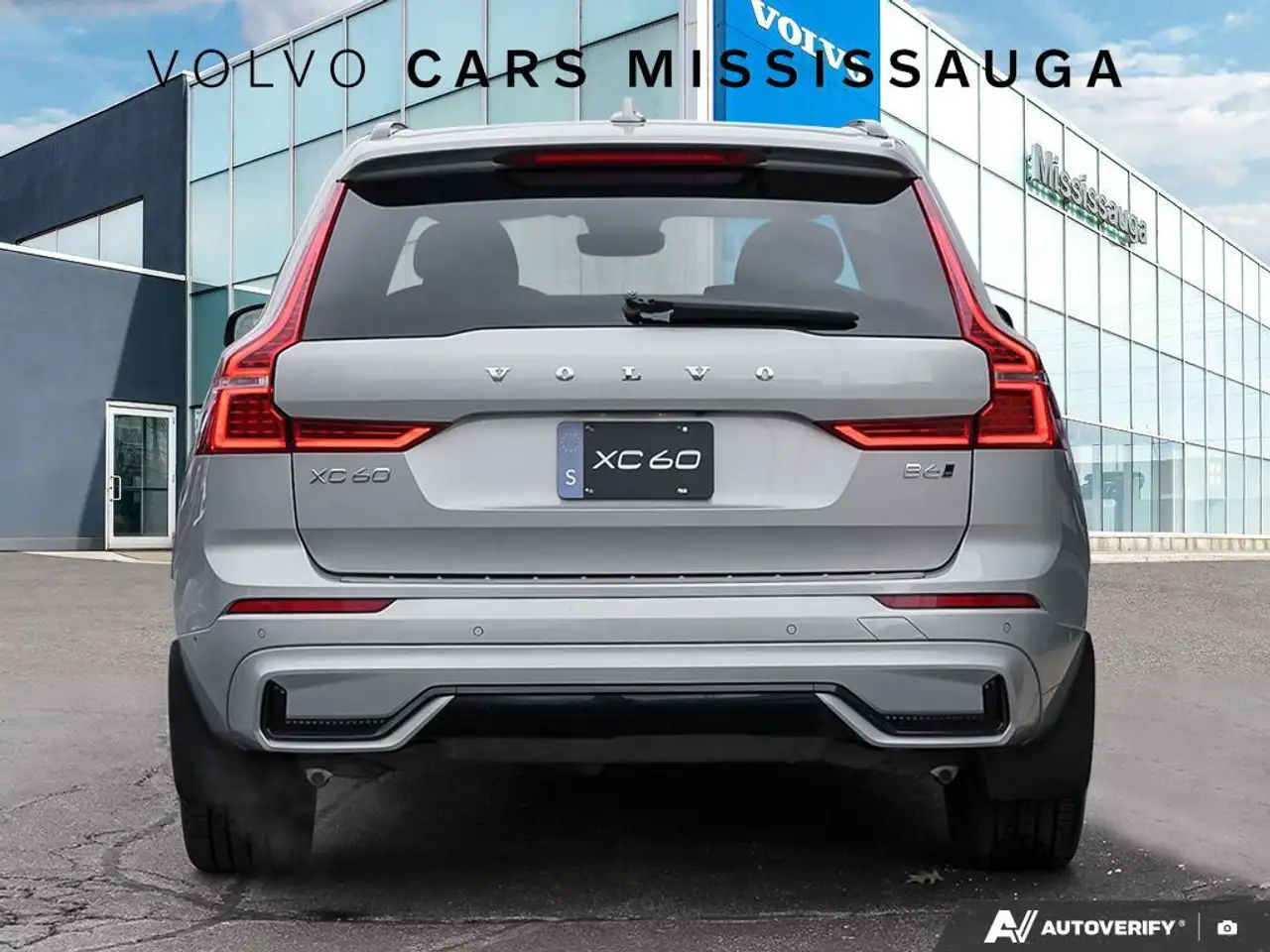 Volvo XC60 снимка Volvo XC60