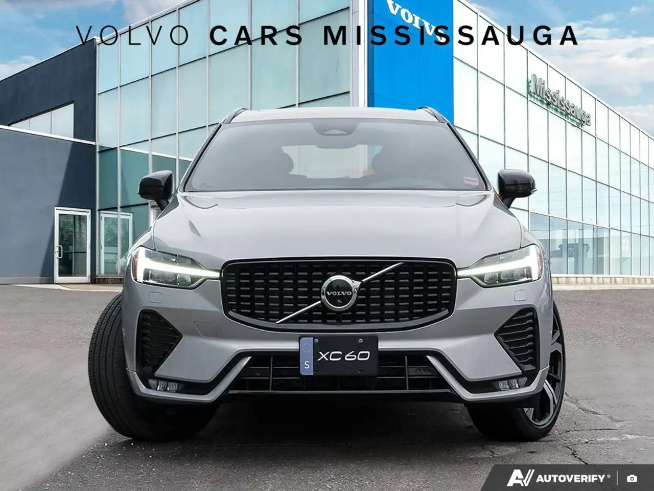 Volvo XC60 снимка Volvo XC60