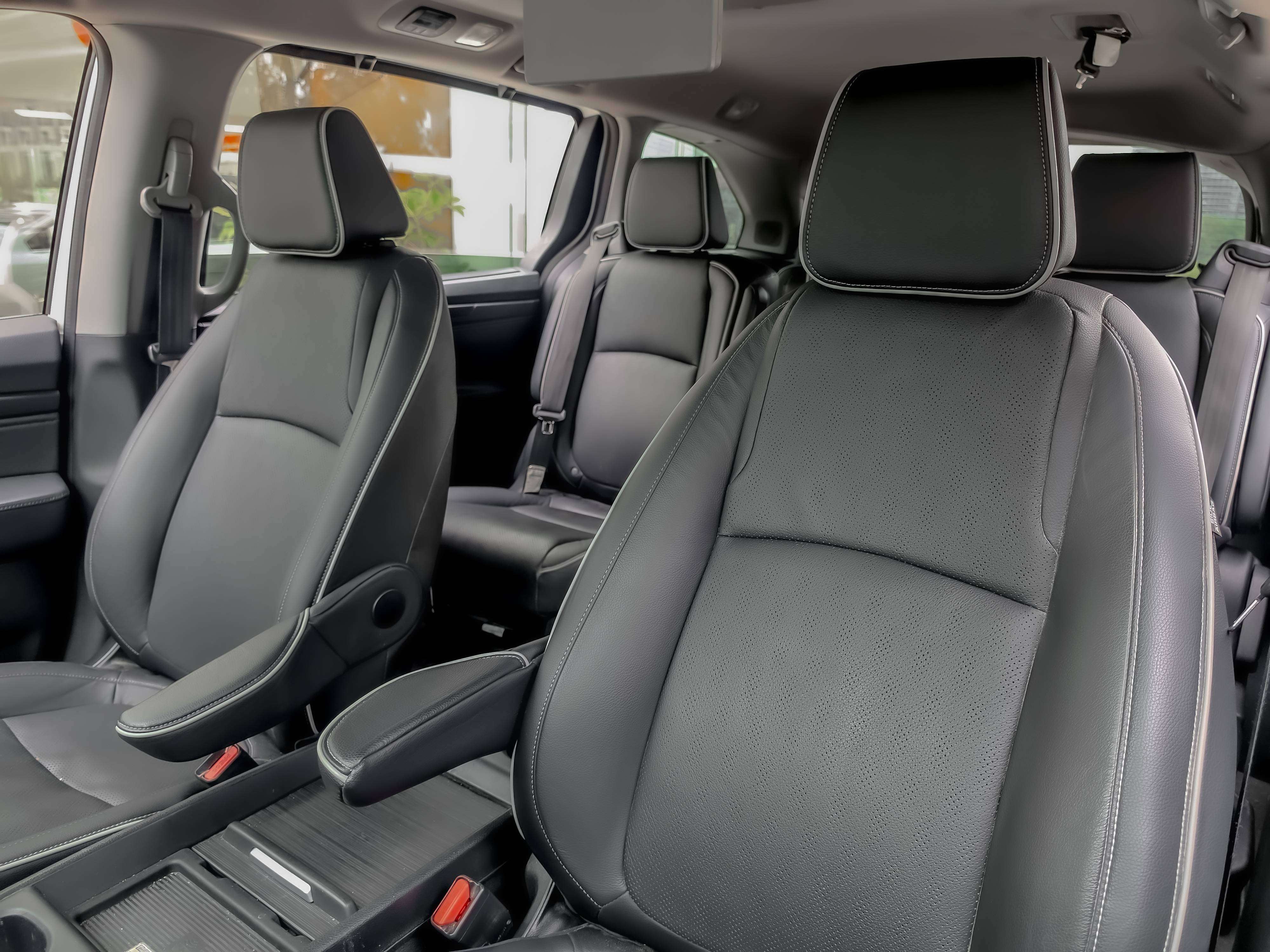 used 2023 Honda Odyssey car, priced at $45,795
