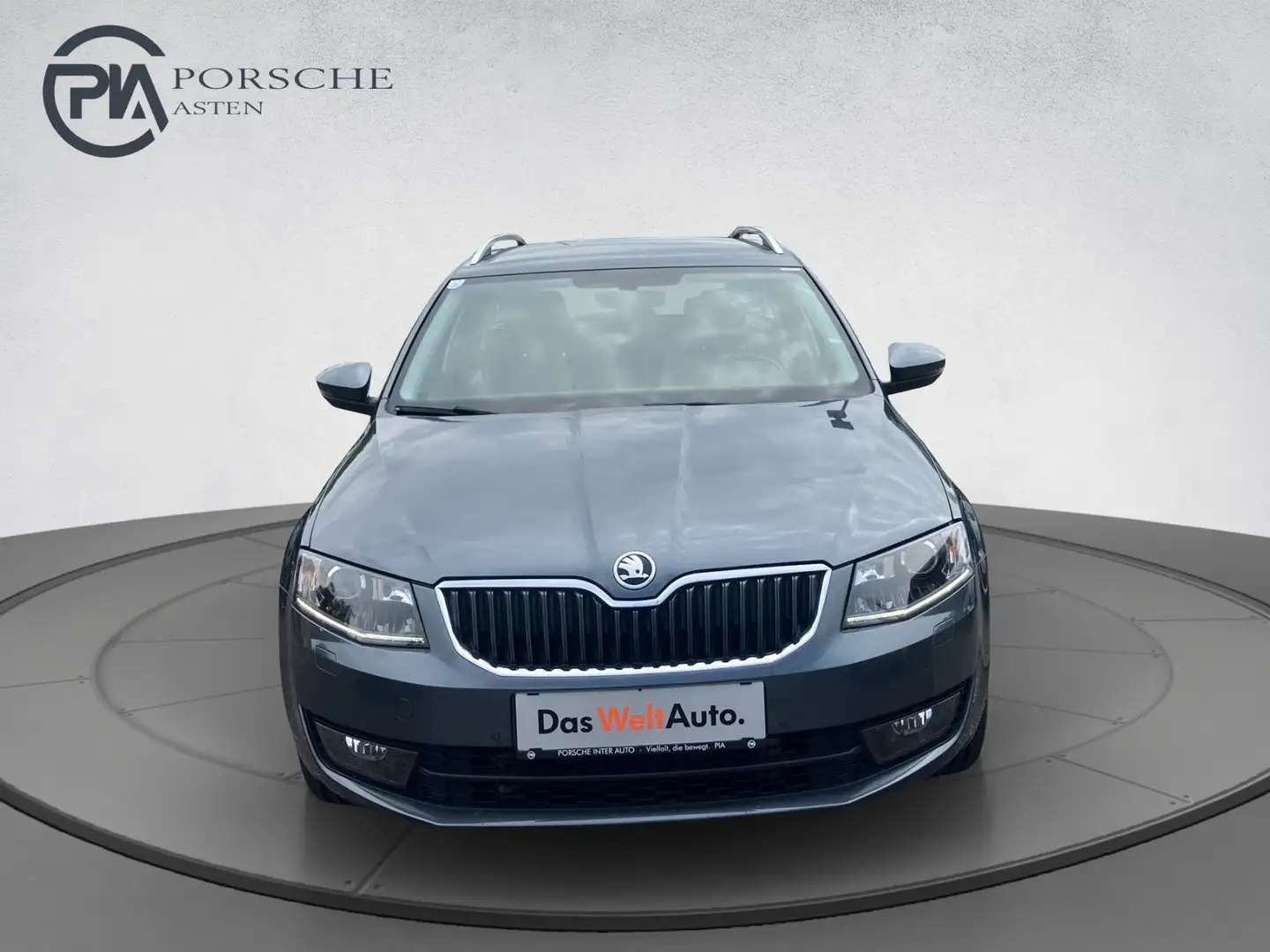 Skoda Octavia 4x4 Style TDI Grijs - 2