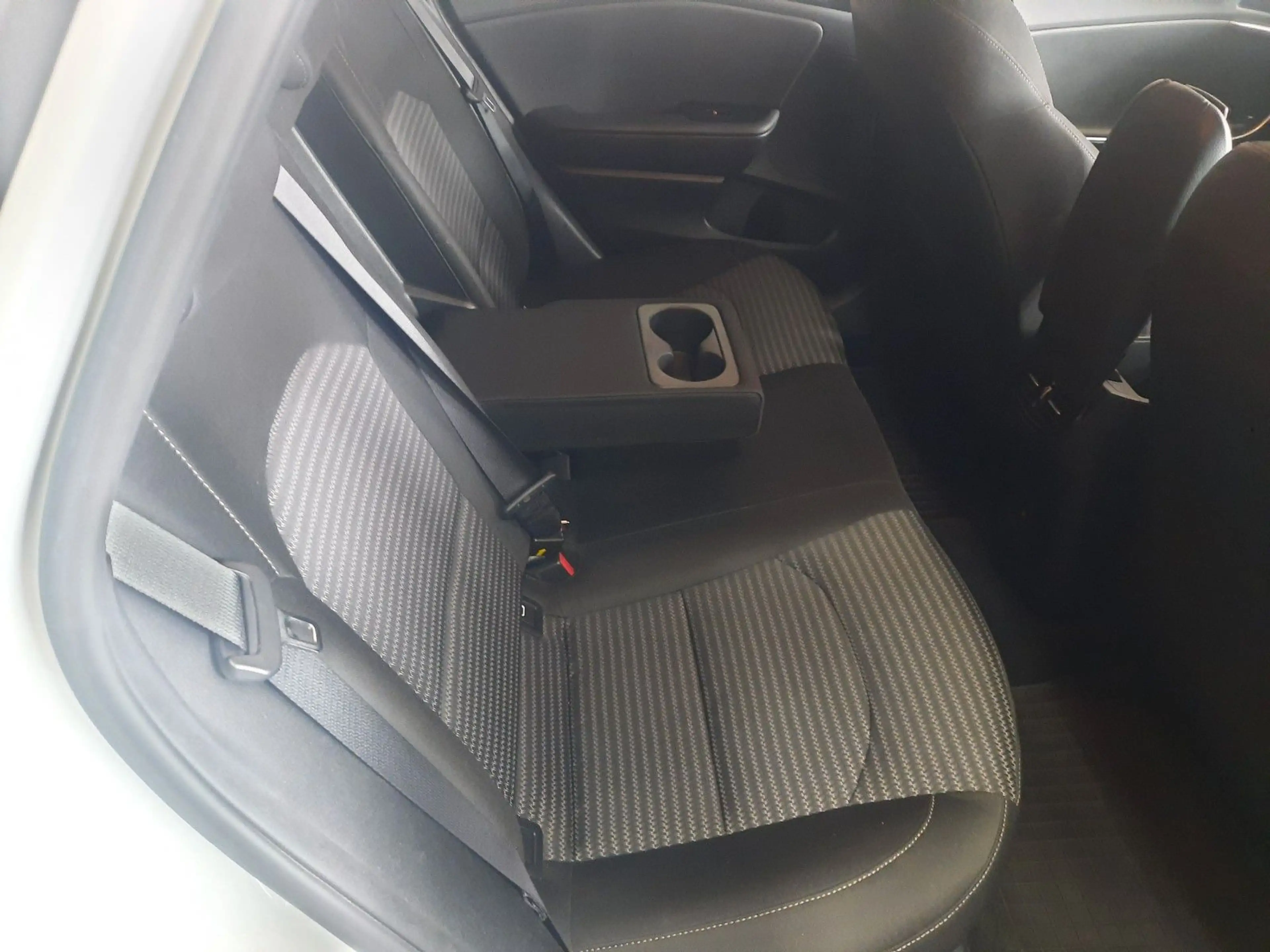 Kia Ceed / cee'd 1.5 T-GDI Spirit — photo 10