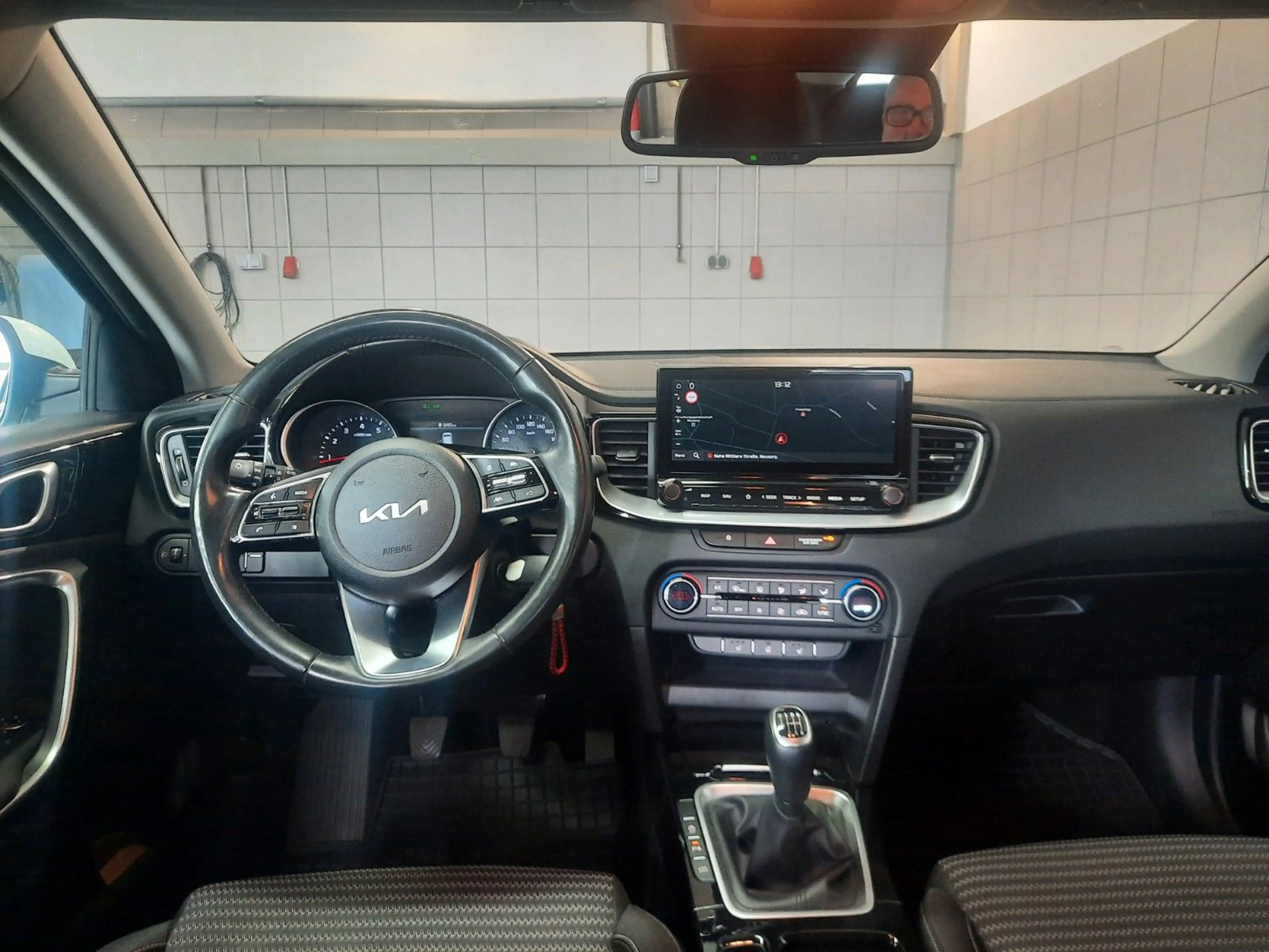 Kia Ceed / cee'd 1.5 T-GDI Spirit — photo 8