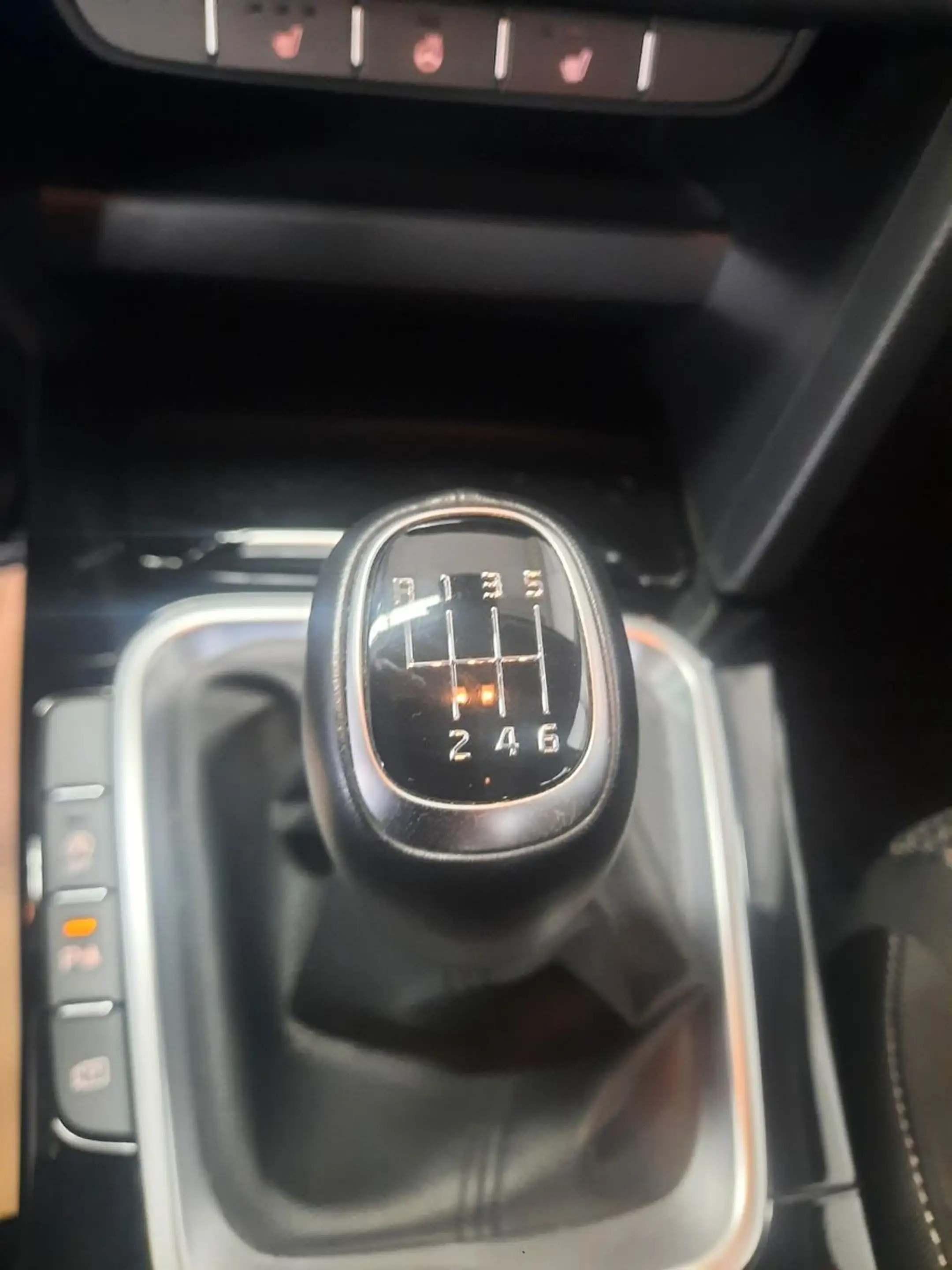 Kia Ceed / cee'd 1.5 T-GDI Spirit — photo 12