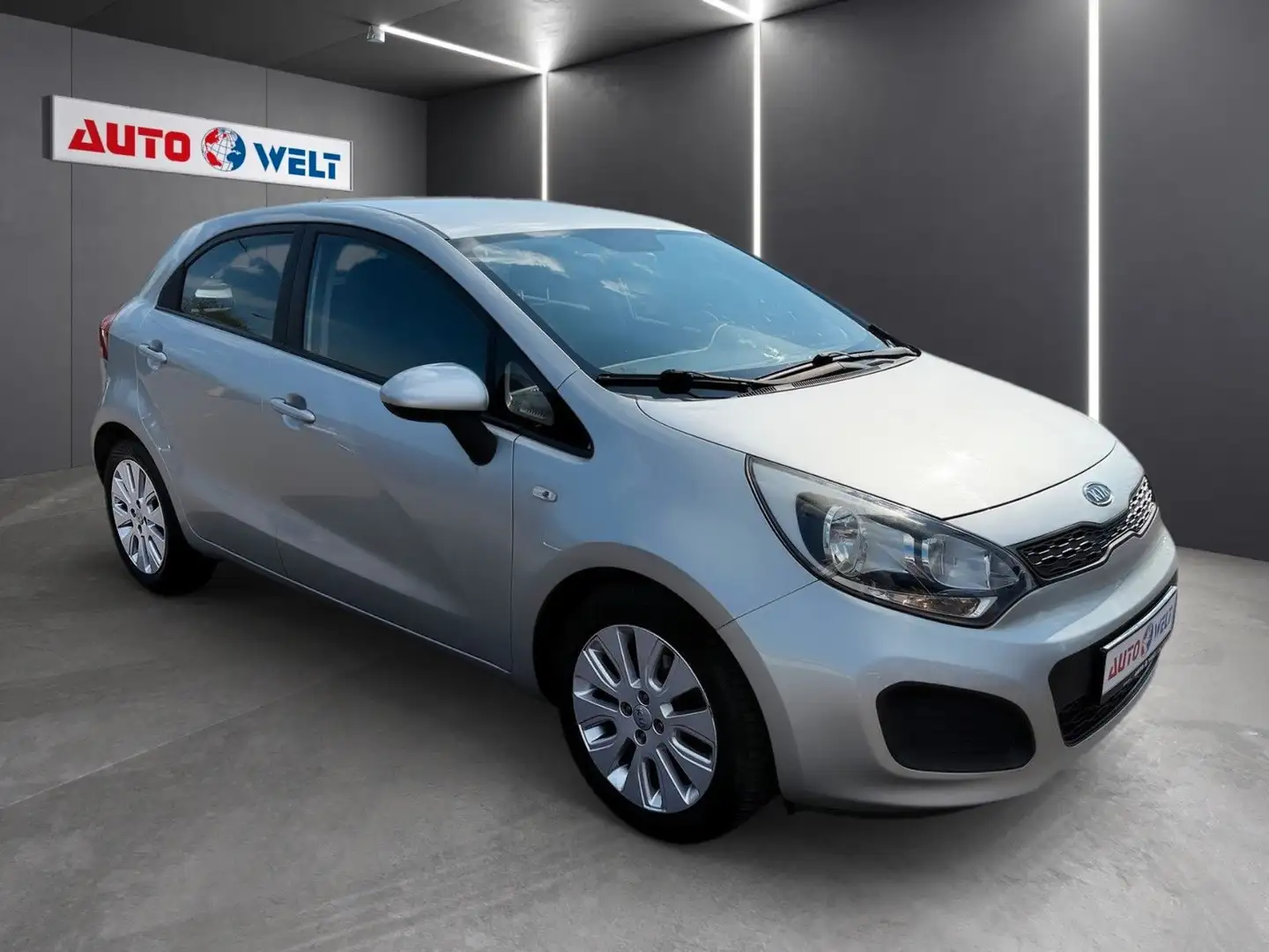 Kia Rio 1.4 Edition 7 mit Klimaanlage Argent - 2
