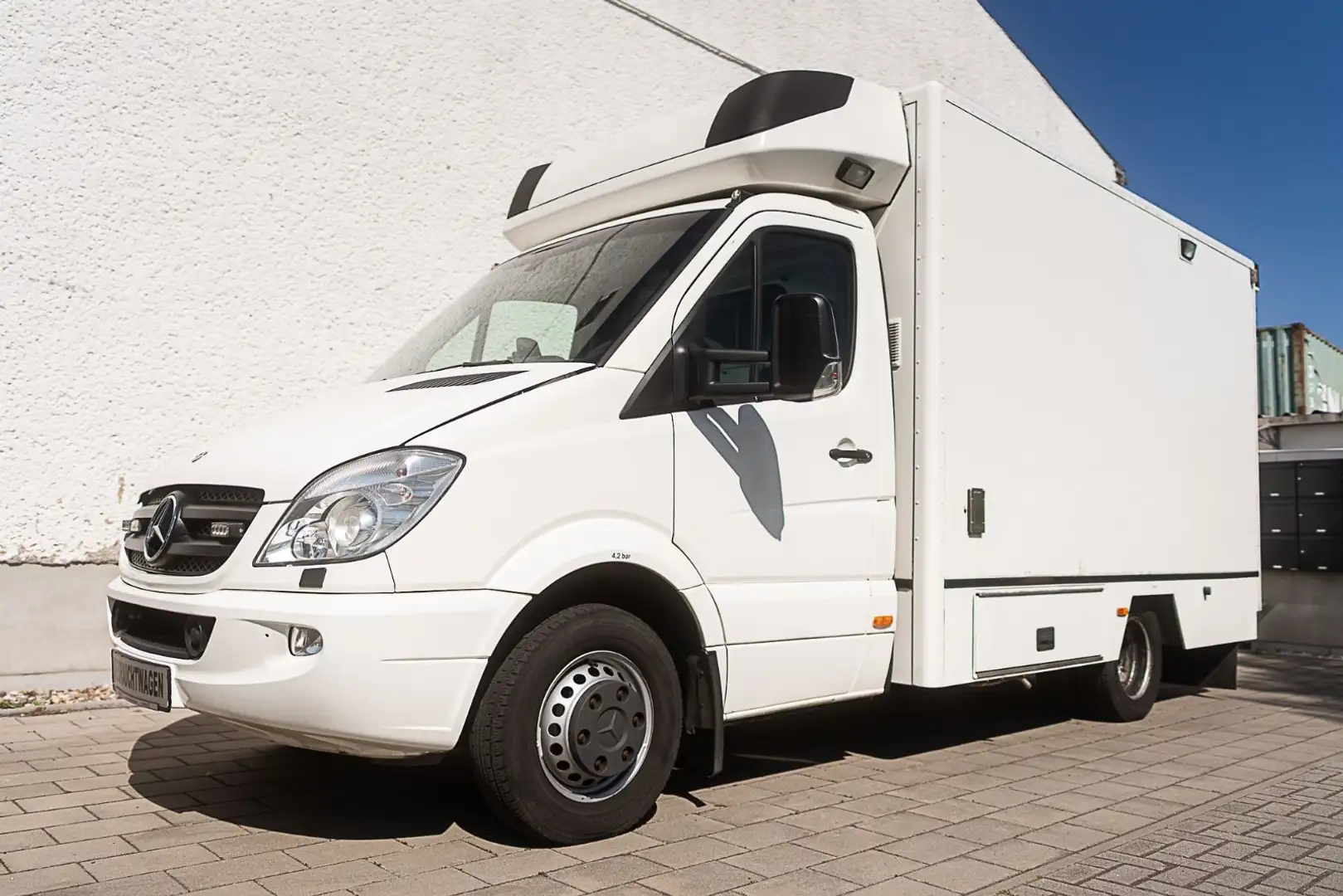 Mercedes-Benz Sprinter II 514 Rettungswagen Blanc - 2