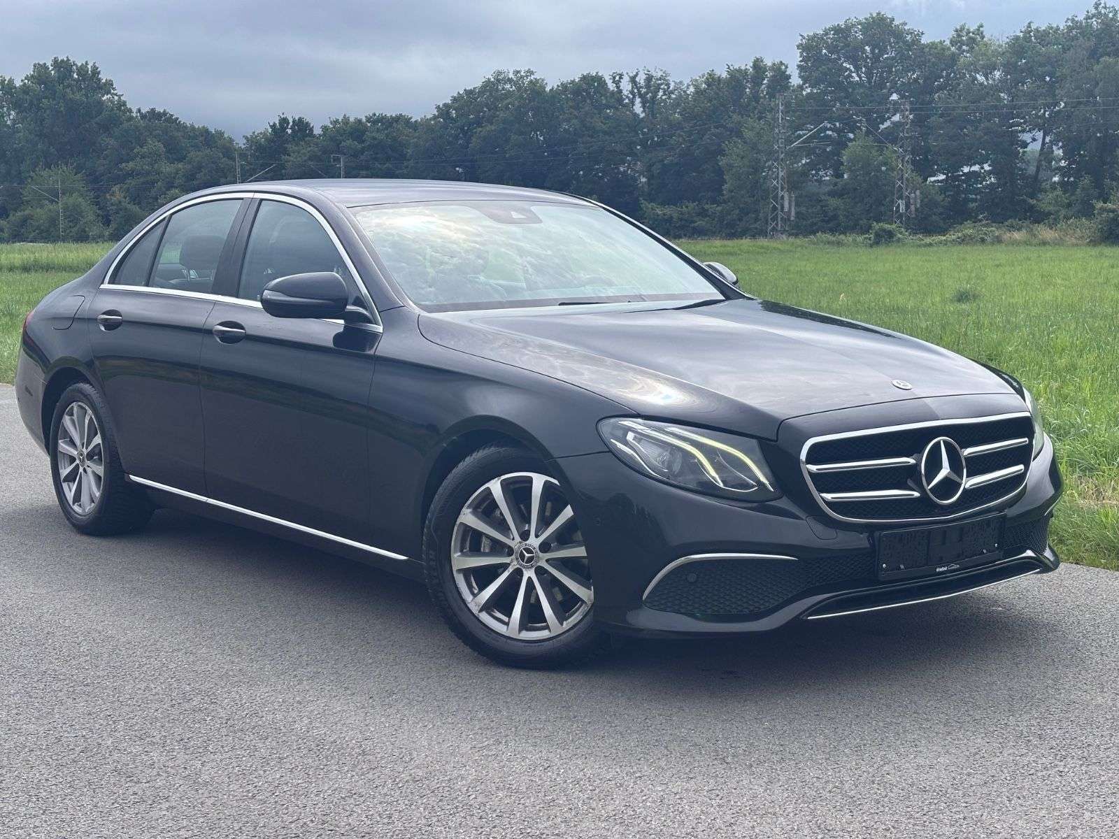 Second hand Mercedes Benz E-Class 200