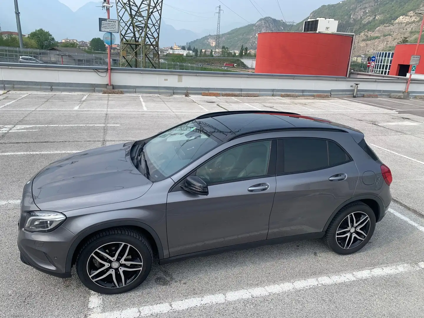 Mercedes-Benz GLA 200 GLA-X156 2014 d (cdi) Enduro auto Gris - 2