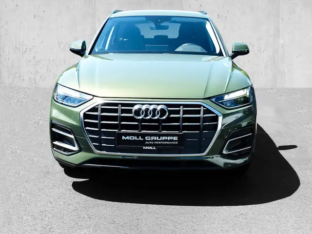 Audi Q5 view 5