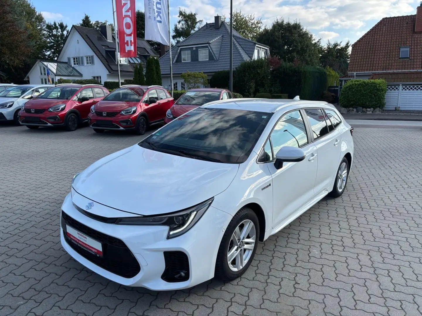 Suzuki Swace 1.8 Hybrid Comfort+ Weiß - 1