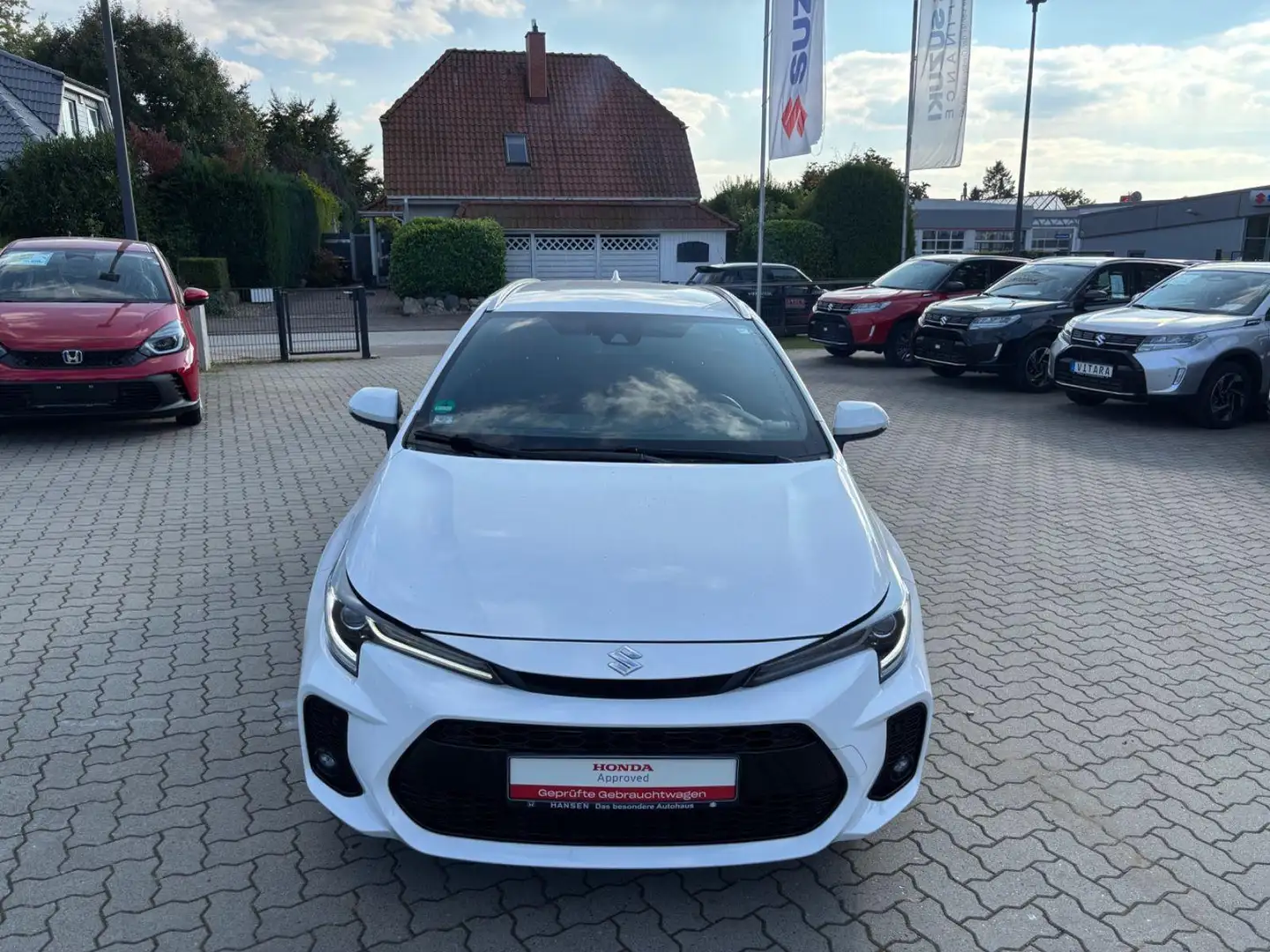 Suzuki Swace 1.8 Hybrid Comfort+ Weiß - 2