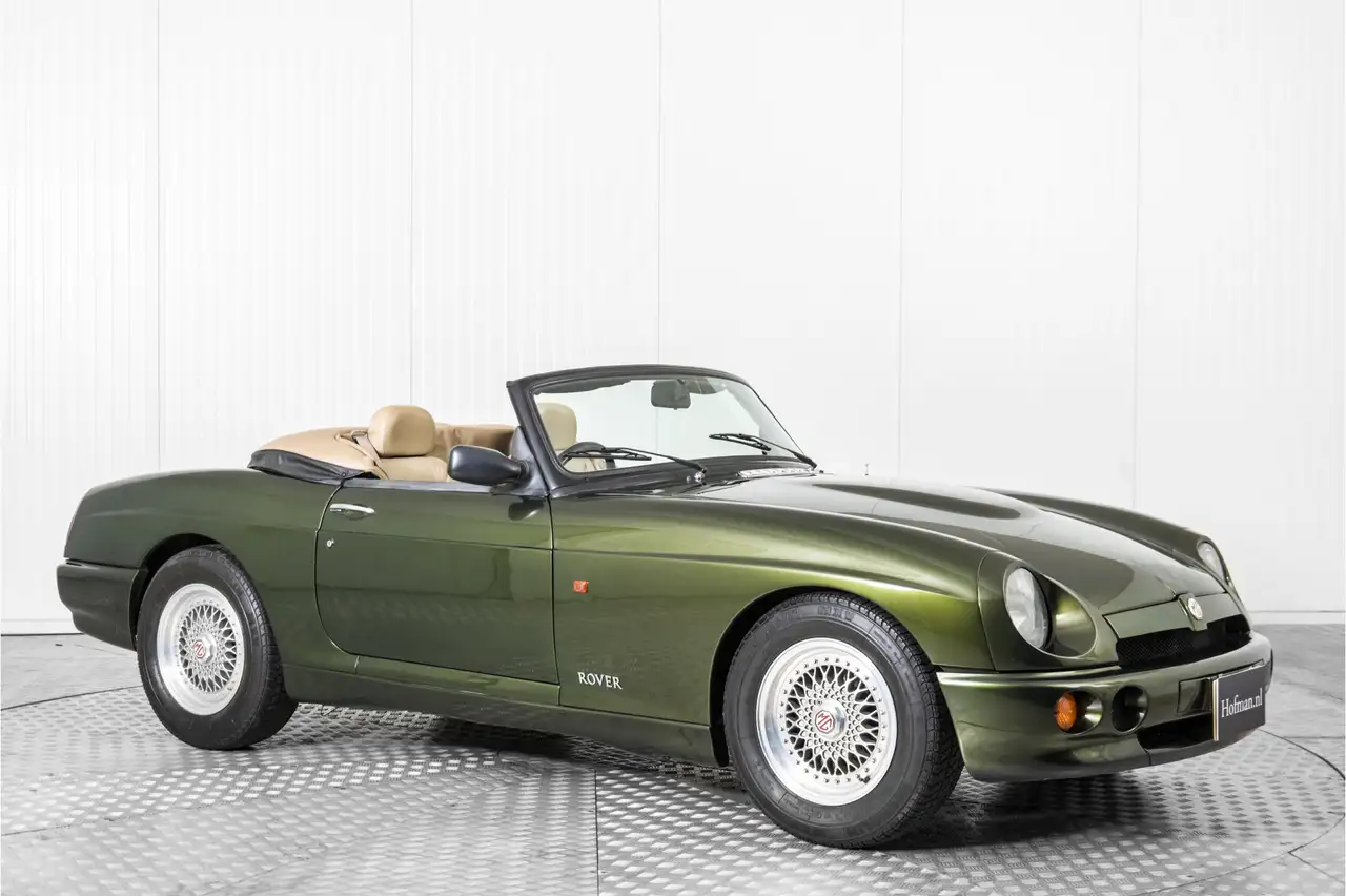 MG RV8 4.0 V8 RHD, foto 5
