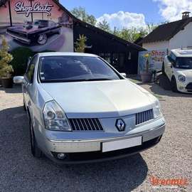 2.2 dci première main