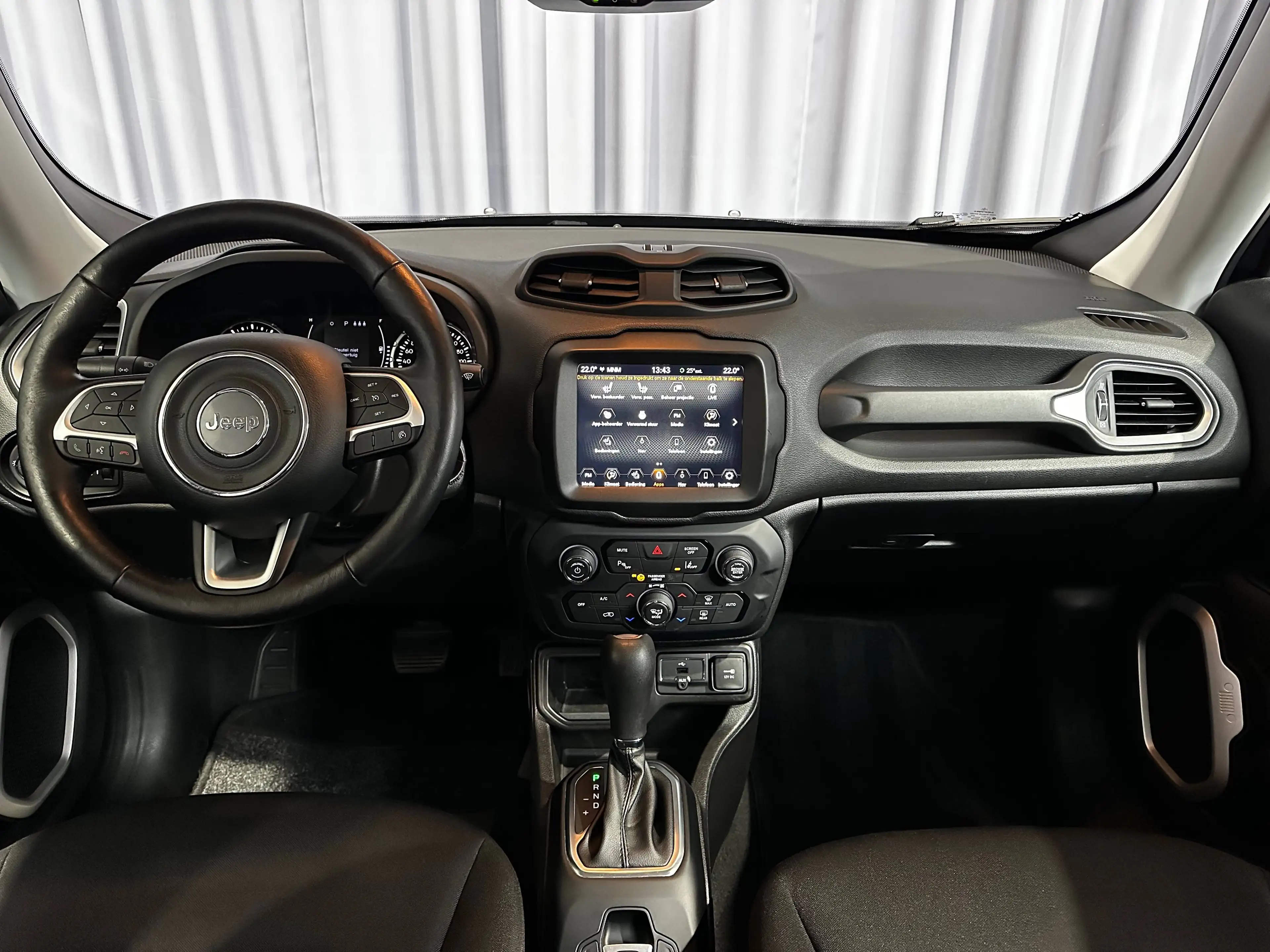 Jeep Renegade 1.3 T4 S DDCT *AUT.*NAVI*STOELVERWARMING*PTS* — photo 12