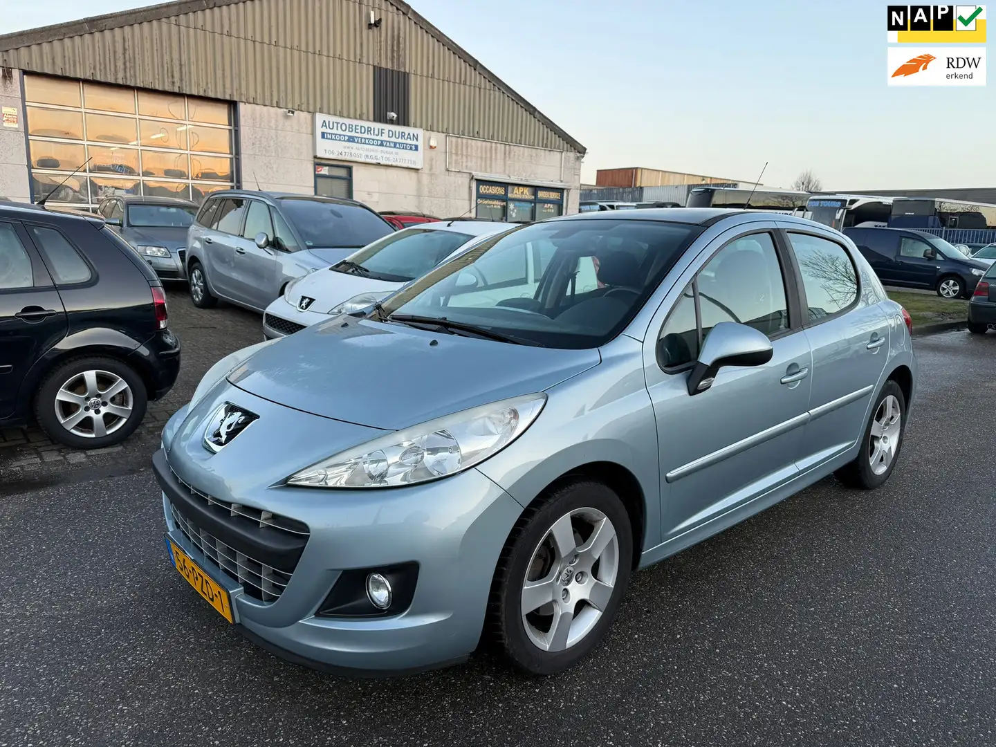 Peugeot 207 1.6 VTi Blue Lease Executive NAV.+ Clima Bj:2011 N Blauw - 1