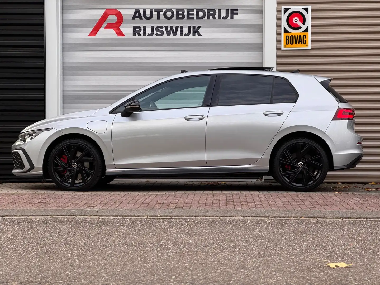 Volkswagen Golf GTE 1.4 eHybrid Pano/Matrix/Sfeer/Acc Argintiu - 2